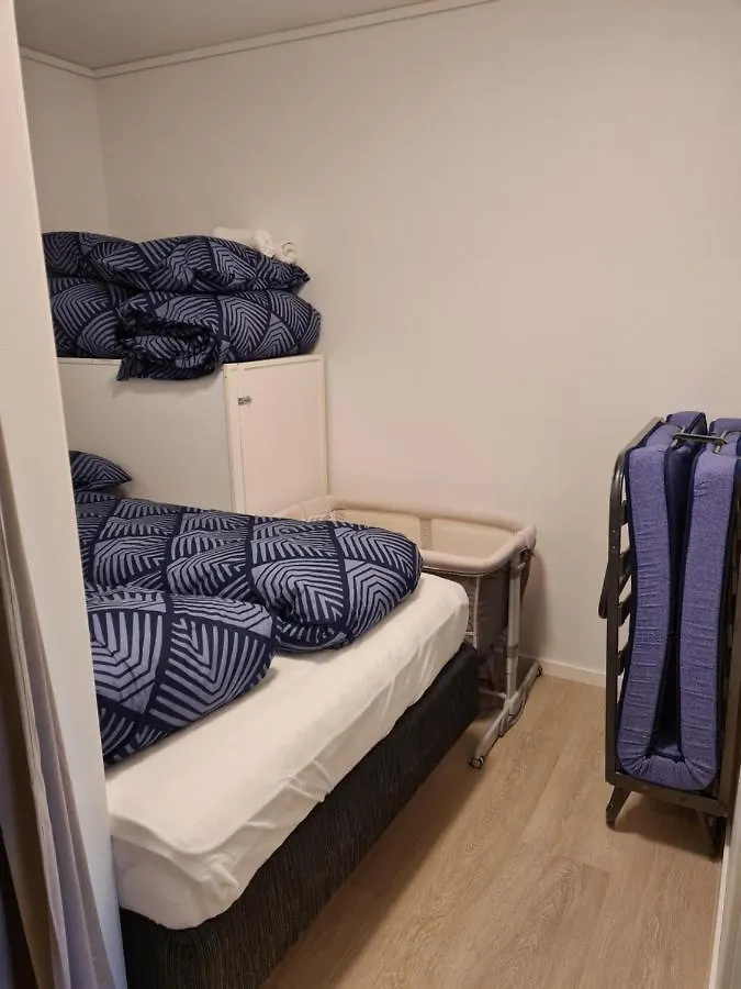 Studio Leilighet, Hoy Standar, Rett Ved Bergen Airport Apartman 0*,  Norvégia